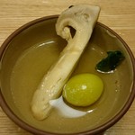 Shunsensakaba Tengu - 今年の松茸が大きい。