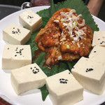 とんちゃん 元祖サムギョプサル - 豆腐キムチ