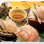 Kaitosakanatorobatanobambi - 鮮魚の刺盛（3点盛）