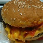 セブンイレブン - 料理写真:★グルメバーガー濃厚チーズ 348円
