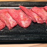 大衆焼肉ホルモン酒場 とりとん - 