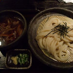 山元麺蔵 - 牛と土ごぼうのつけ麺945円