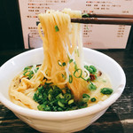 京都祇園 泉 麺家 - 麺リフト！