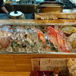 炉ばた焼　しばらく - 魚がズラリ♪(201610)