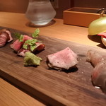 ニクスペシャリテ・マクラ - 「肉の５種盛り」お勧め料理です。