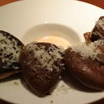 ニクスペシャリテ・マクラ - 「肉厚椎茸ソテー シャンピニオンソース」