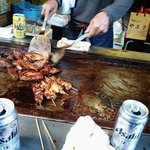 鉄板焼 ホルモン やまき 今池店 - 【キモ】と【アブラ】は注文すると焼いてくれます