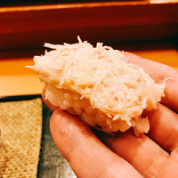鮨処うえの - ○毛ガニ解し様：いかにも北海道♪この今にも崩れそうな儚さがいい！