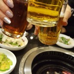 青園 - まずはビールで（妹の方はウーロン茶で）乾杯～！