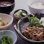 ウイスキーボイス - ランチお肉定食　1200円