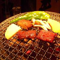 飛騨牛一頭家 馬喰一代 銀座 - 炭火焼です