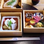 味菜香 やま脇 - 季節弁当（1800円、要予約です）。ちなみにこのときは2010年11月のとある日曜日