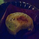 お通しのセサミサンド