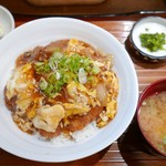 京極食堂　奈於 - チキンカツ丼（700円）