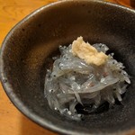 天史朗鮨 - 生シラス　お酢でサッパリと