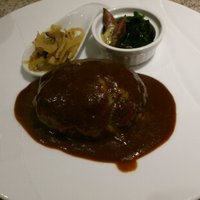 鉄板ダイニング織部 - そのハンバーグ。