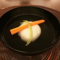 日本料理 晴山 - (2016/10) 椀物：烏賊の真丈のお椀