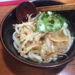 うどん亭都 - ごぼう天うどん＝６００円