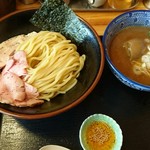 麺屋 頂 中川會 - 