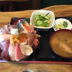 お食事酒処和 - 特上海鮮丼 ￥1,500