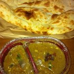 テイクアウトのハリームとナン