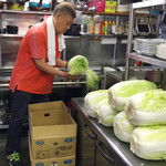 辰家 - この日のキムチは長野産の立派な白菜を使用