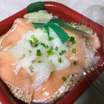 Tairyo donya - 焼きサーモンエンガワ丼 
