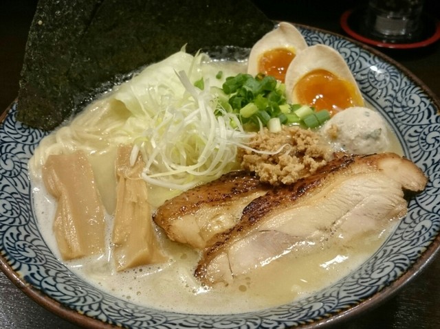 かぐら屋 水道橋 ラーメン 食べログ