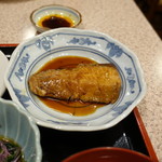 食堂 いちばん - 日替りのぶり煮付け