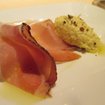 エノテカラウラ - スペックとトウモロコシのムース
      