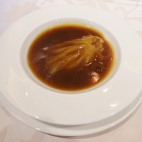 GoldFin 過門香 新橋店 - フカヒレの姿煮