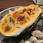 ラチュレ - 牡蠣のグラチネ、もちろんサバイヨンからアラミニット