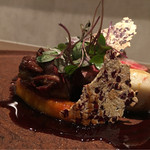 ラチュレ - 穴熊のロティ、小豆のチュイルなどなど。やっぱり穴熊は大好物。