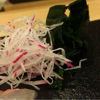 かね七商店　鮨ひろ喜 - シャッキシャキワカメ