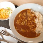 ビーフカレー(850円)