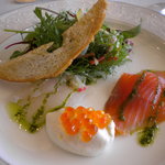 ヴェル・ボワ - 芦ノ湖産 紅鱒の自家燻製と真鯛マリネ サラダ仕立て 