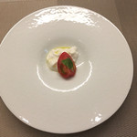 リナシメント - プーリア産ストラッチャテッラとフルーツトマトのカプレーゼ