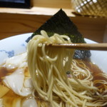 ウメノキスズメ - 麺　アップ