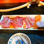 焼肉食堂 リキ太郎 - カルビ、ロース、カイノミのいいところと、太目のフランクフルトと野菜