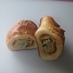 那須高原ベーカリー - 餃子がまるごと入ってます(^^)d