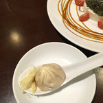 京鼎樓 - お箸で摘んで〜そっと載せます