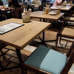 2人用テーブル席