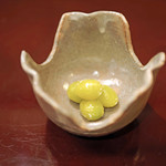 赤坂 詠月 - 塩炒りぎんなん