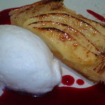 レストラン メルキュール - リンゴのパイ＆桃のアイス
      2016.10.18