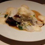 レストラン 間 - 又は
      黒毛和牛種  山形牛のポワレ  ソースペリグー
      