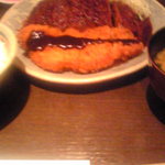 名古屋名物 みそかつ 矢場とん - わらじとんかつ定食