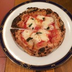 チェルピーナ邸 イタリア石窯料理と天然酵母ピザ - 石窯焼きPizzaランチ・マルゲリータ