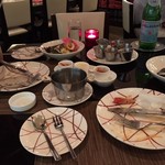 db bistro & oyster bar - おいしい料理とスタッフとのたのしいやりとりで、気が付けば空っぽのお皿。