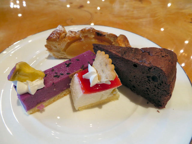 正木牧場のケーキだらけのデザートブッフェ By Touminkuma ラヴィアンシェリー 荒尾 フレンチ 食べログ
