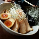 支那そば 無双庵 - 無双のつけ麺・辛シビ・中辛950円／平成28年10月